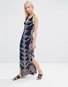 Qed London Graphic Print Maxi Dress With Keyhole Detail - Navy