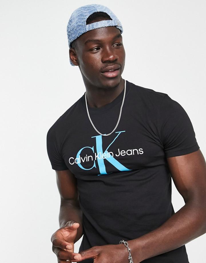 Calvin Klein Jeans Seasonal Monogram T-shirt In Black