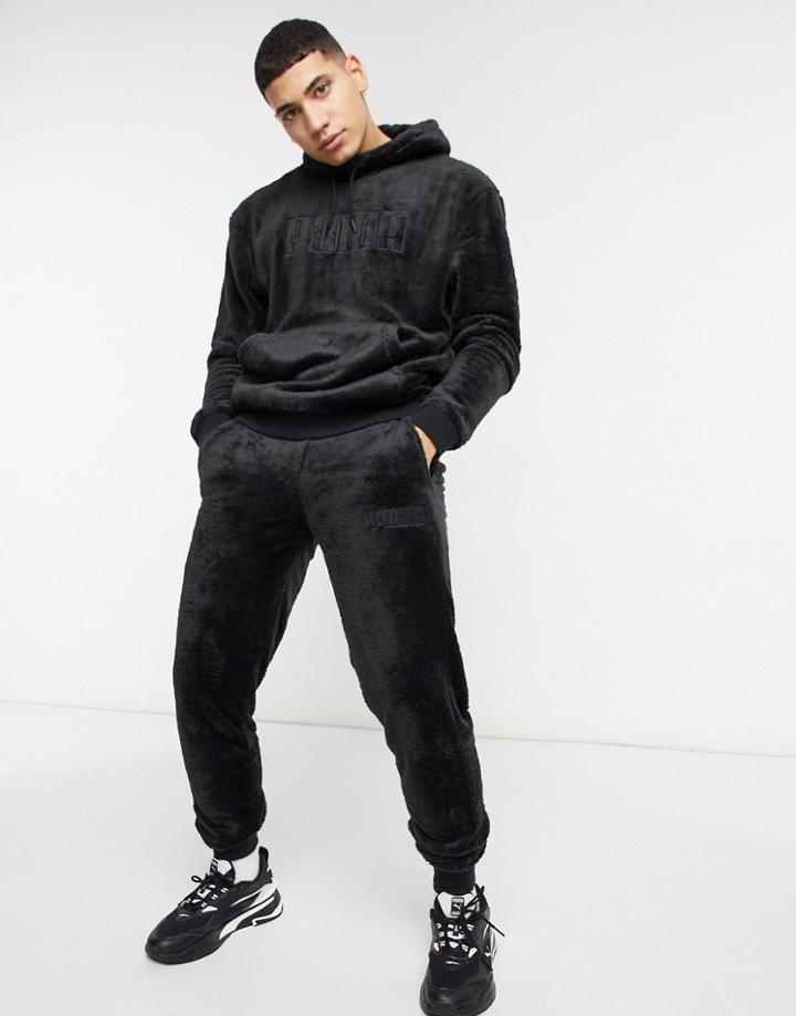 Puma Fluffy Logo Sweatpants In Black