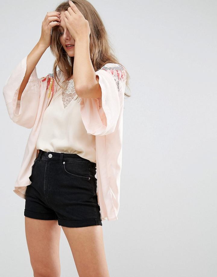 Liquorish Kimono With Embellished Bird Shoulder - Pink