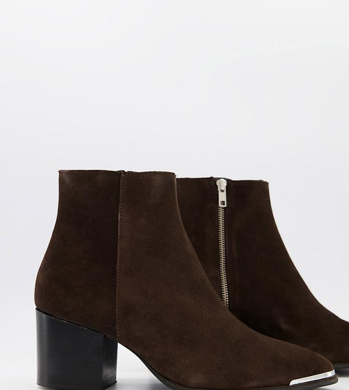 Asos Design Wide Fit Heeled Chelsea Boots With Pointed Toe In Brown Suede With Metal Toe Cap