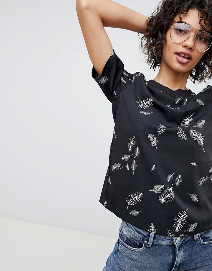 Pieces Feather Print T-shirt - Black
