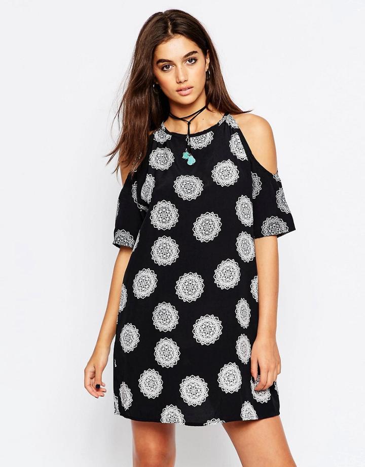 Motel Savannah Dress With Cold Shoulder - Black