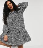 New Look Curve Collared Tier Mini Dress In Ditsy Print-black