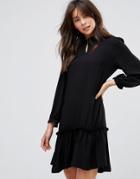 Only Woven Dress With Frill Hem - Black
