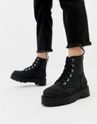 New Look Chunky Flatform Boot In Black - Black