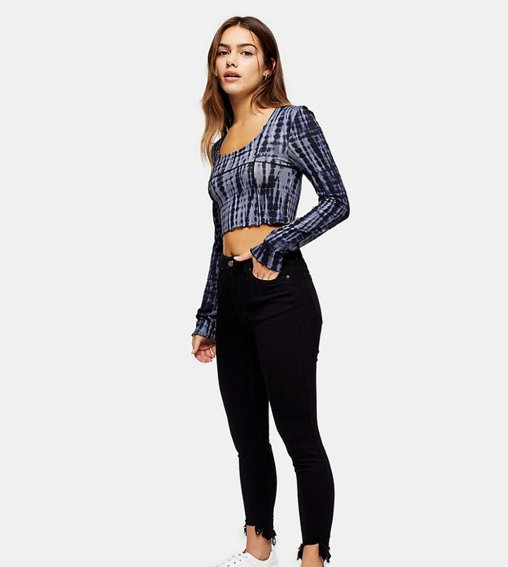 Topshop Petite Jagged Hem Jamie Jeans In Black