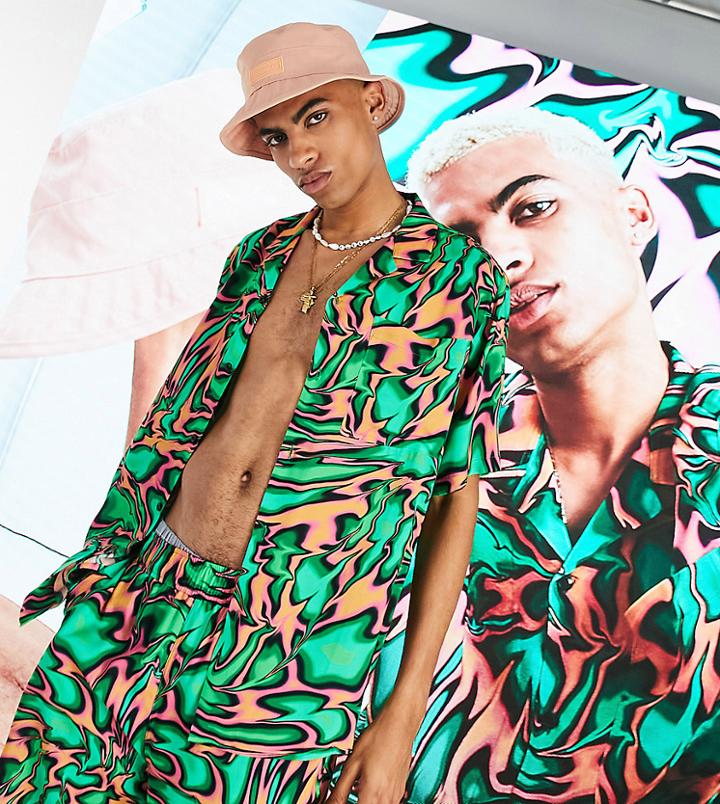 Collusion Unisex Revere Short In Swirl Print Co Ord-green