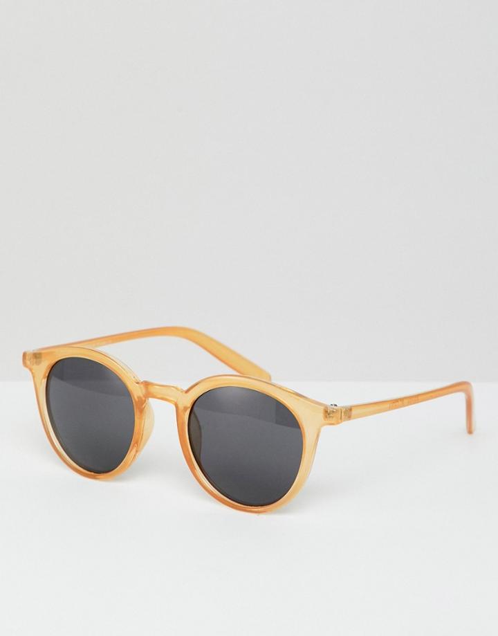 7x Sunglasses In Gold - Yellow