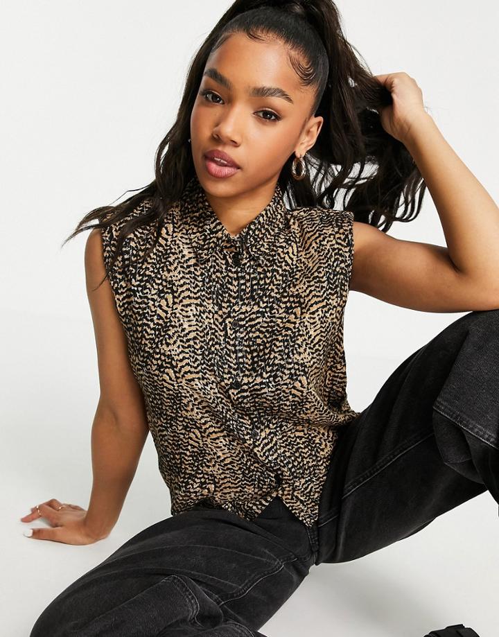Pieces Sleeveless Layering Shirt In Animal Print-multi