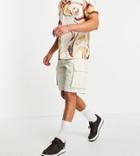 New Look Loose Fit Twill Cargo Shorts In Stone-neutral