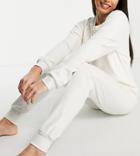 Chelsea Peers Tall Recycled Poly Super Soft Fleece Lounge Sweatshirt And Sweatpants Set In Cream-white