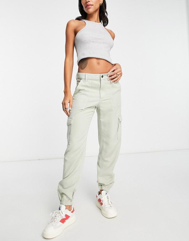 Guess Cargo Chino Pants In Khaki-green