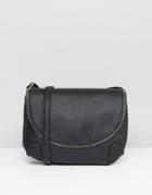 Liquorish Shoulder Bag With Zip Detail - Black