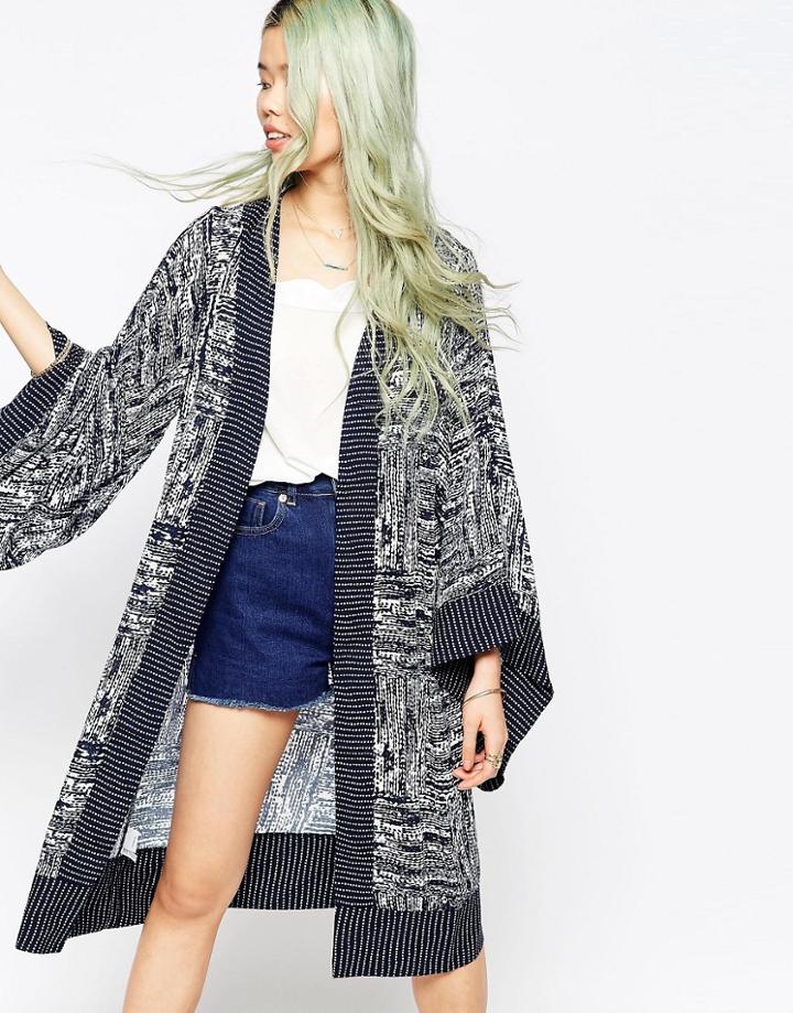 Hazel Graphic Printed Kimono - Navy