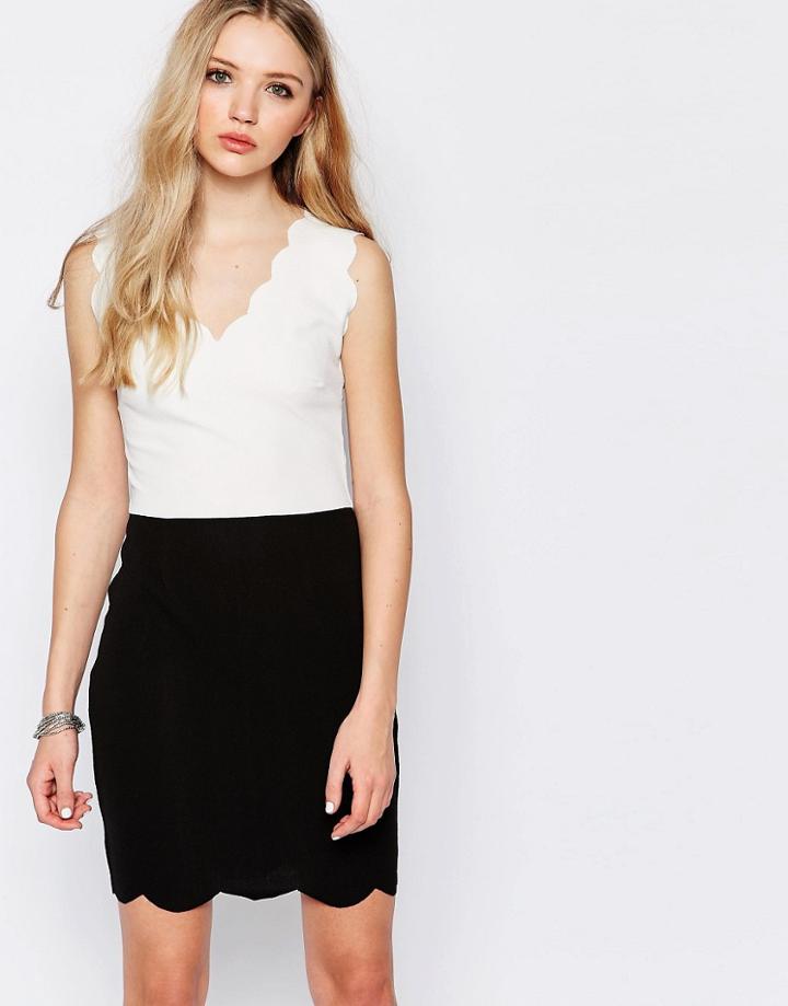 Daisy Street Scalloped Shift Dress - Black