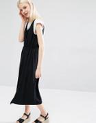 Monki V Neck Midi Dress - Black
