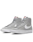 Nike Blazer Mid '77 Vntg Suede Sneakers In Gray-grey