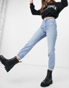 River Island Carrie Comfort Sculpt Mom Jeans In Light Auth Blue-blues