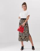 New Look Midi Skirt With Plisse In Leopard Print - Brown
