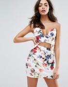 Prettylittlething Floral Crop Top - Cream