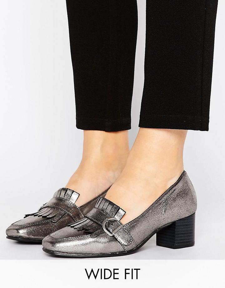 New Look Wide Fit Fringe Buckle Heeled Loafer - Gray