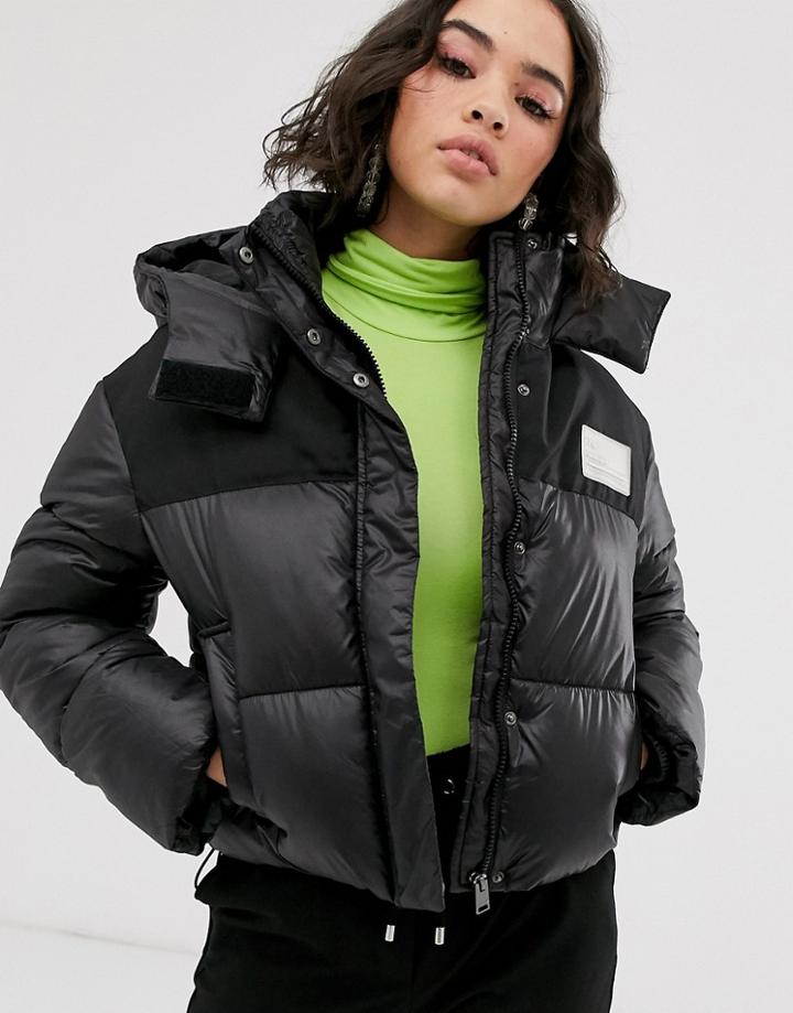 Bershka Puffer Jacket With Hood In Black