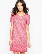 Traffic People Falling Flowers Scallop Dress In Daisy Jaquard - Red