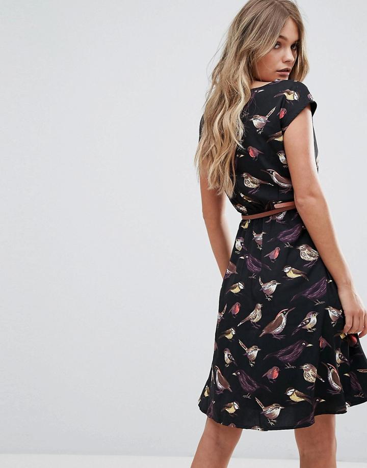 Yumi Belted Skater Dress In Wild Bird Print - Black