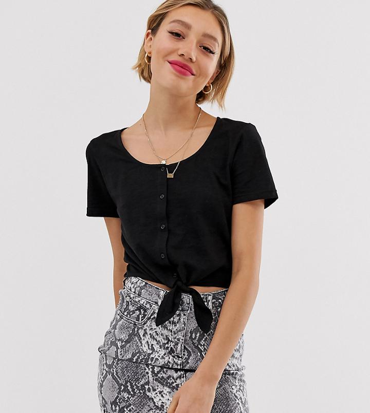 Brave Soul Petite Crop T Short With Tie Front And Button Detail - Black