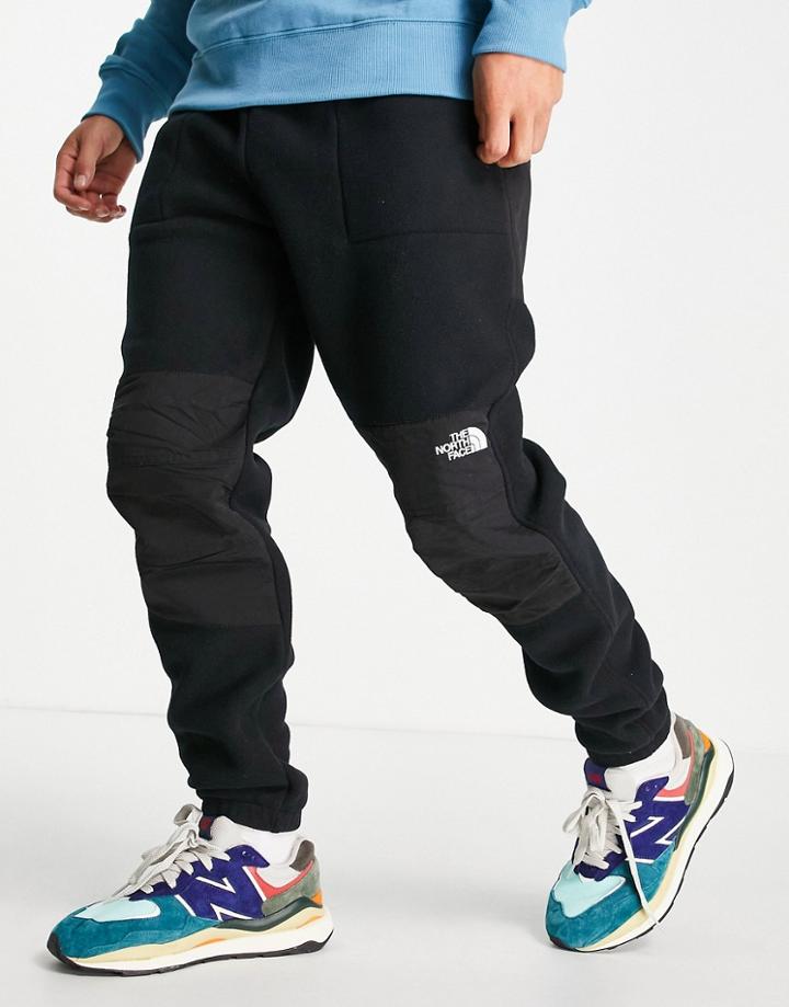 The North Face Denali 2 Sweatpants In Black