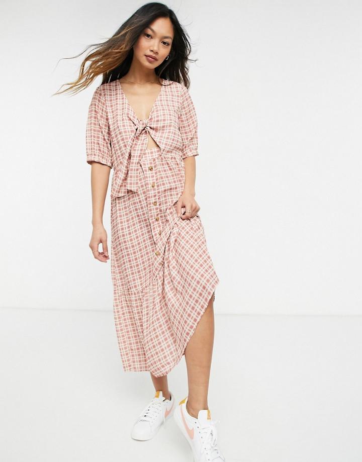 Y.a.s Tie Front Gingham Midi Dress In Red