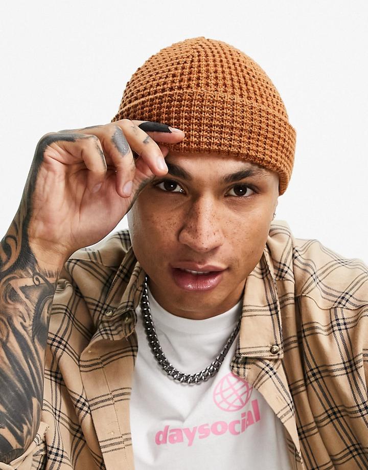 Asos Design Mini Fisherman Beanie With Waffle Knit Detail In Tobacco-brown