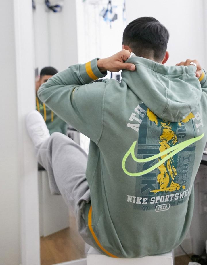 Nike Class Of '72 Hoodie With Print In Washed Khaki-green