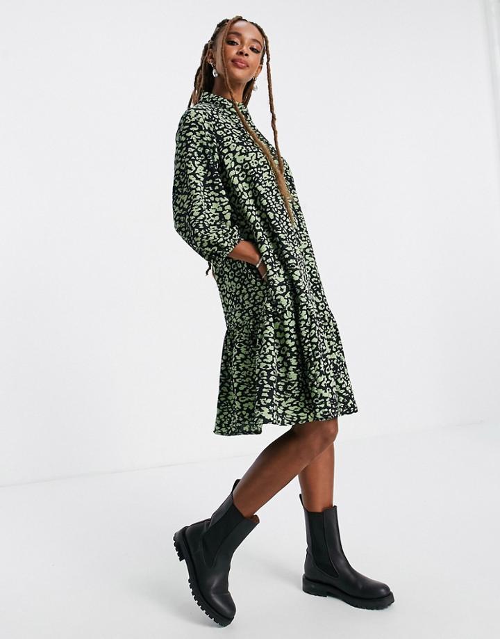 Vero Moda Drop Hem Smock Dress In Print-black