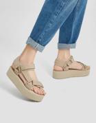 Pull & Bear Quilted Grandad Sandal In Black-neutral