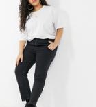 New Look Curve Straight Leg Jeans In Black