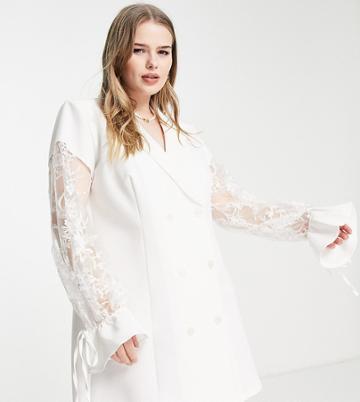Saint Genies Plus Blazer Dress With Blouson Lace Sleeves In White