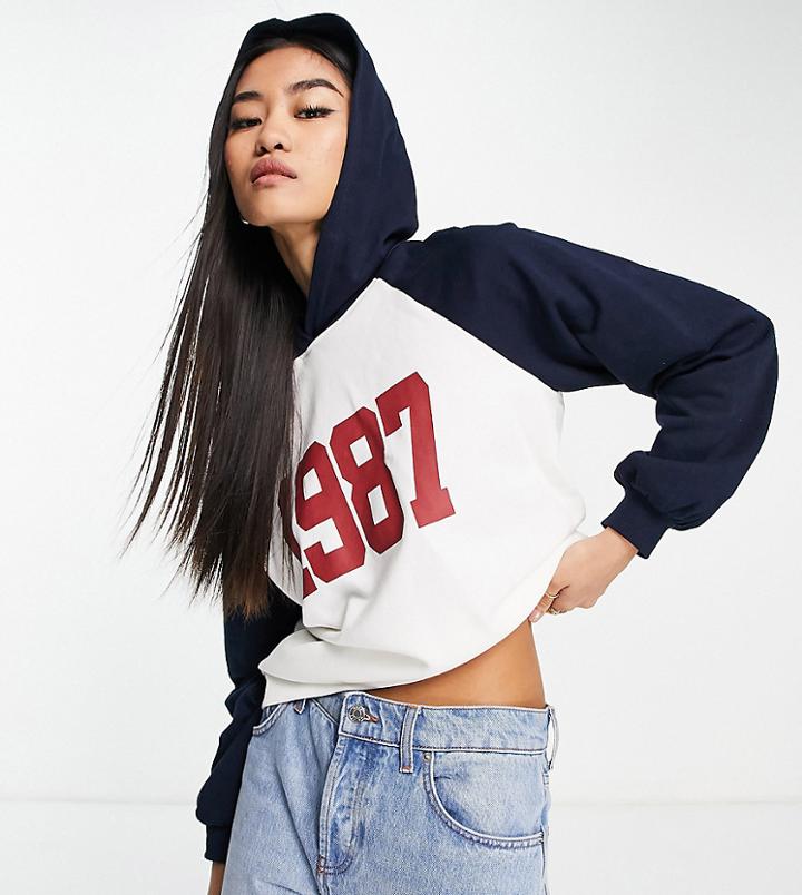 Vero Moda Frsh 1987 Raglan Sweatshirt In Navy