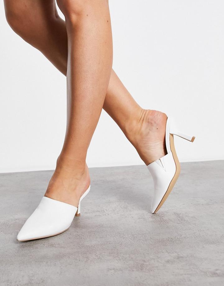 London Rebel Pointed Heeled Mules In White