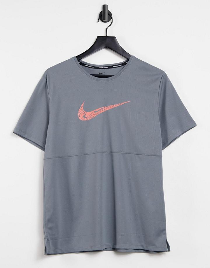 Nike Running Wild Run Breathe T-shirt In Gray-grey