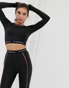 Prettylittlething Gym Top With Logo In Black - Black