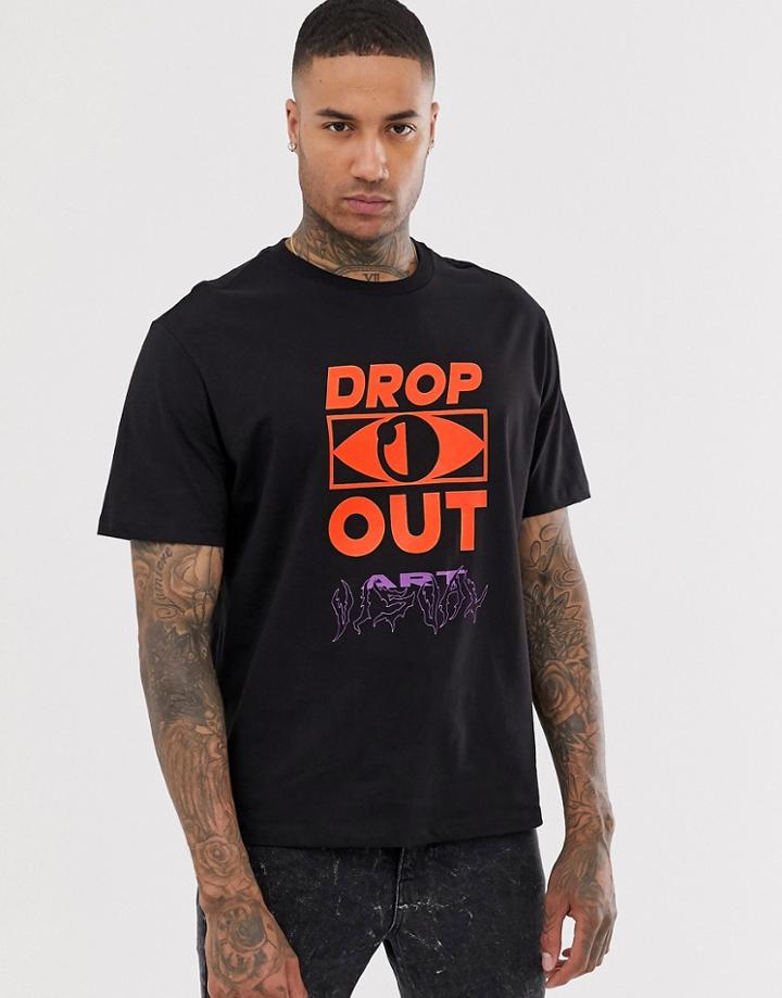 Bershka T-shirt With Chest Print In Black - Black