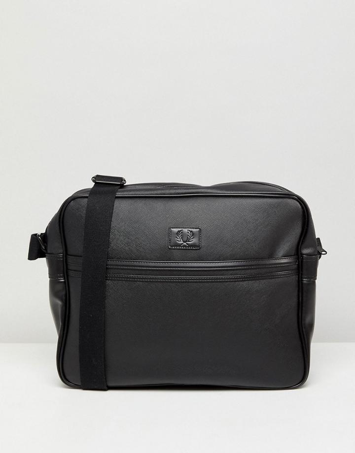 Fred Perry Saffiano Shoulder Bag In Black - Black