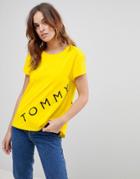 Tommy Hilfiger Diagonal Logo T-shirt - Yellow
