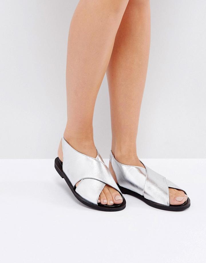 Warehouse Crossover Sandal - Silver