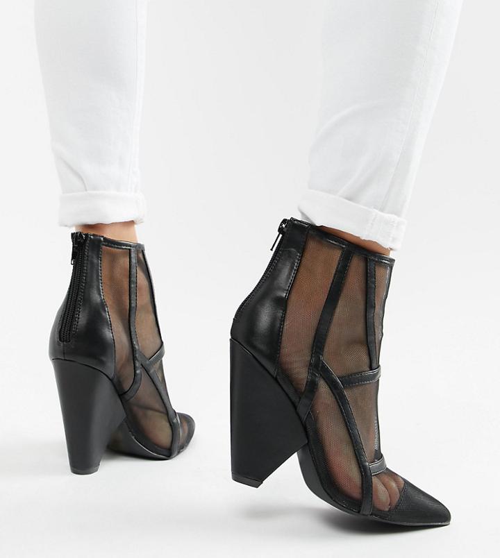 Qupid Heeled Ankle Boots - Black