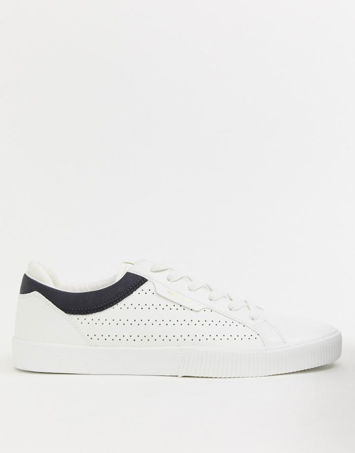 Pull & Bear Sneaker With Detail In White - White
