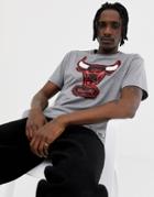 Mitchell & Ness Chicago Bulls T-shirt In Gray - White