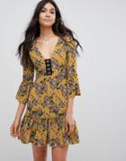 Parisian Floral Dress With Hook And Eye Detail - Yellow